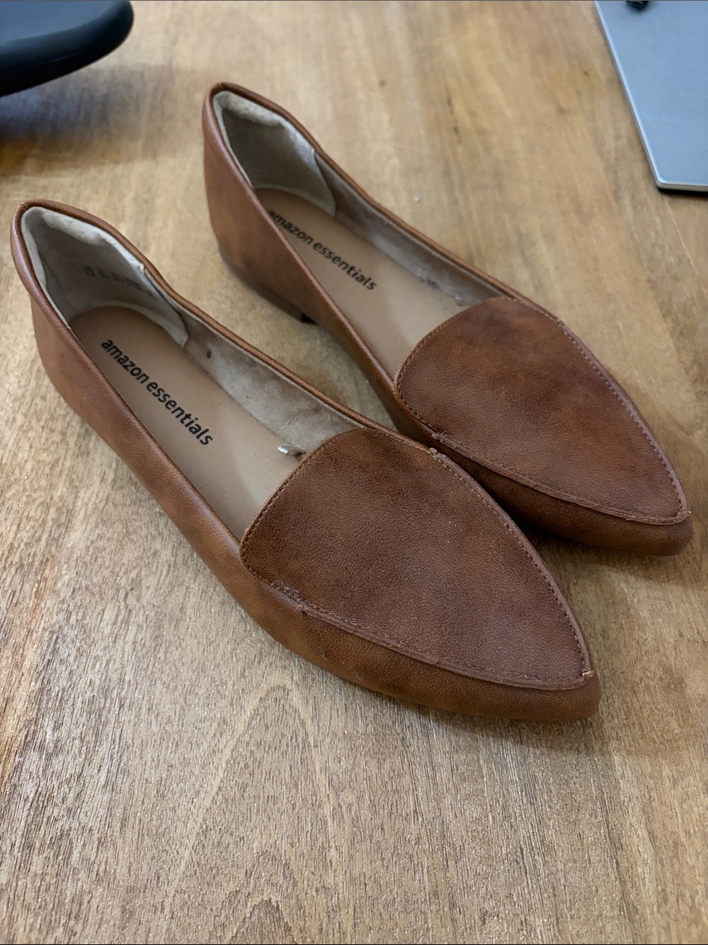 Never Worn Amazon Essentials Women's Brown Pointed Toe Slip-On Loafers